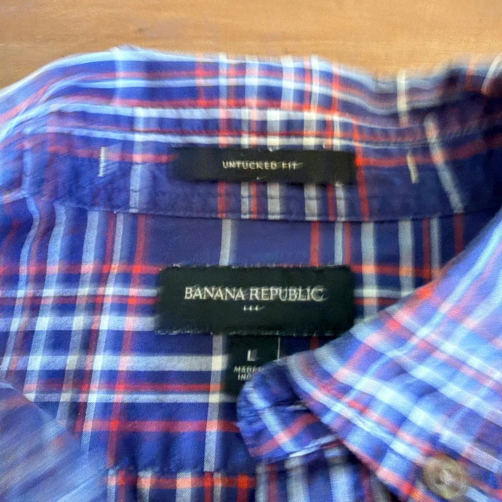 Banana Republic Mens Untucked Fit Plaid Button Down Shirt Blue Red White Large‎